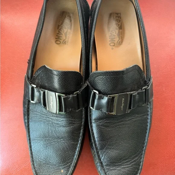 Salvatore Ferragamo | Shoes | Salvatore Ferragamo Black  display picture 1